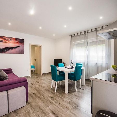 Apartmani Brdar ポドストラナ エクステリア 写真