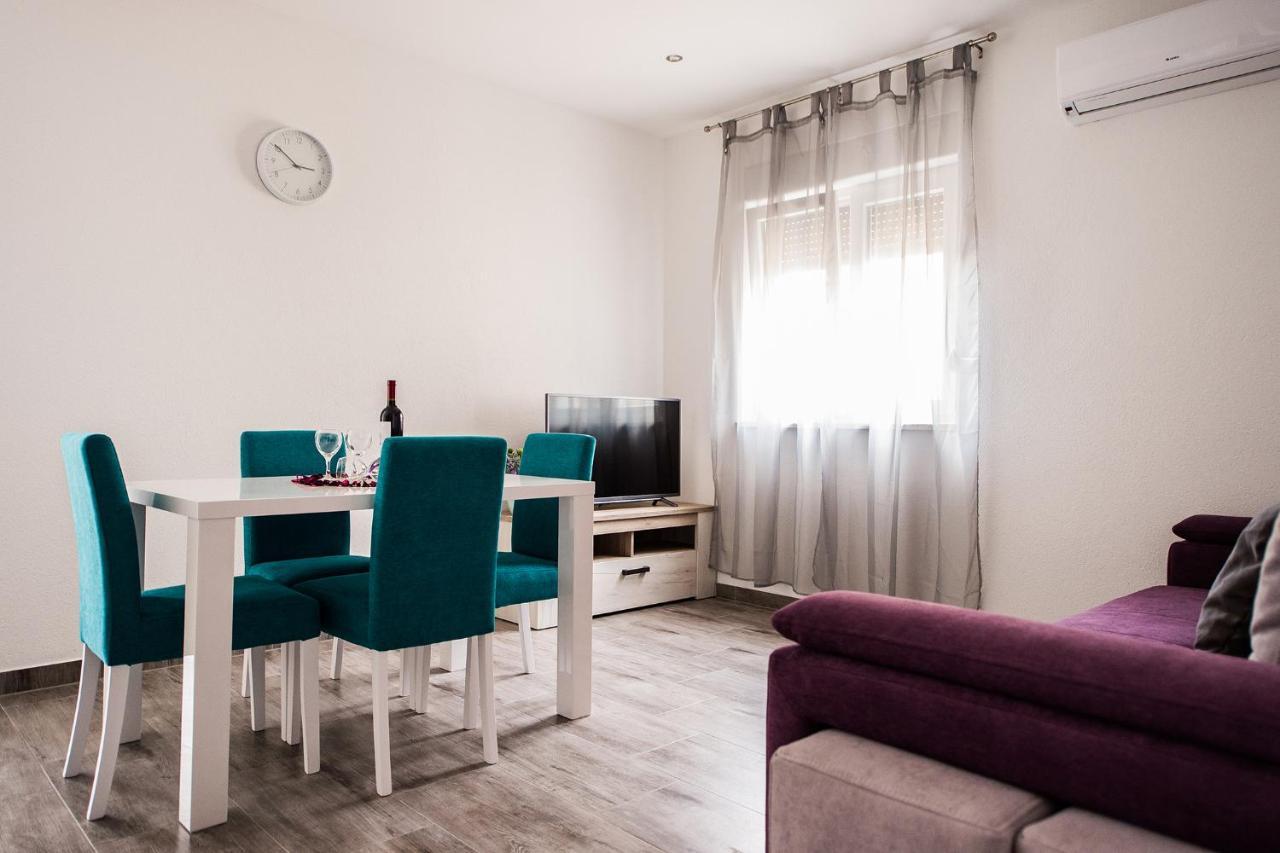 Apartmani Brdar ポドストラナ エクステリア 写真