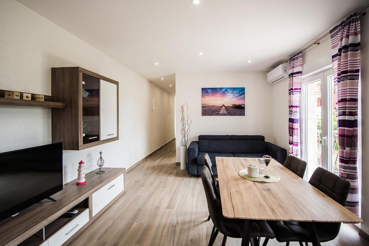 Apartmani Brdar ポドストラナ エクステリア 写真