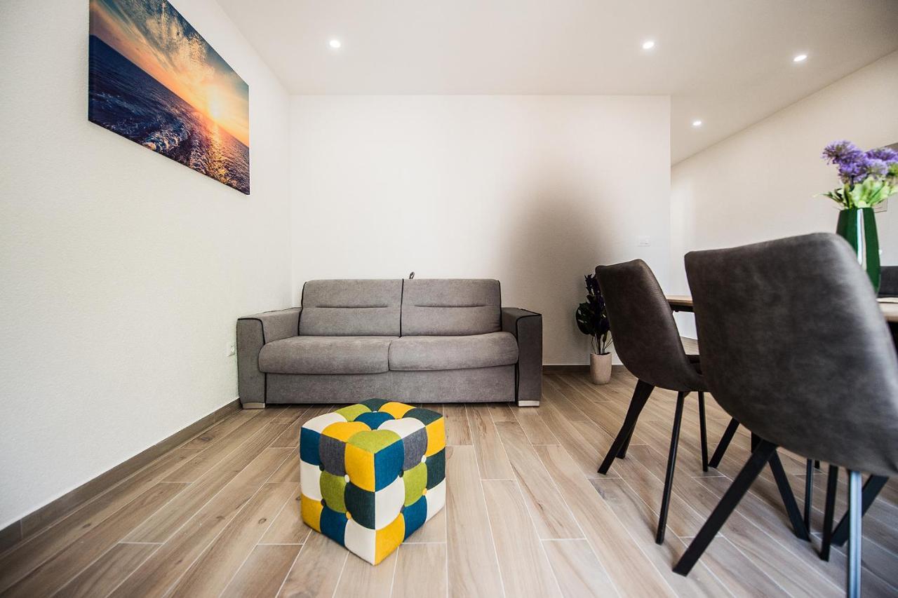 Apartmani Brdar ポドストラナ エクステリア 写真