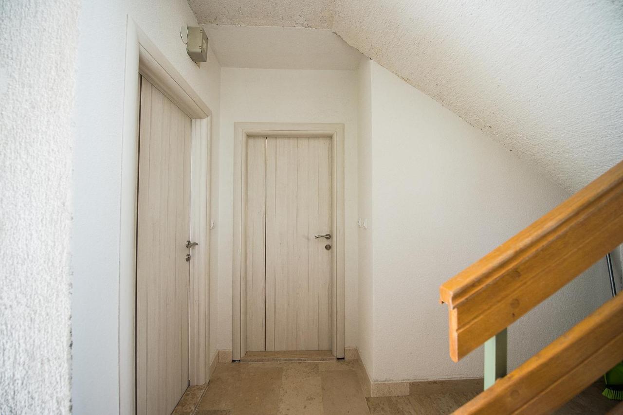 Apartmani Brdar ポドストラナ エクステリア 写真