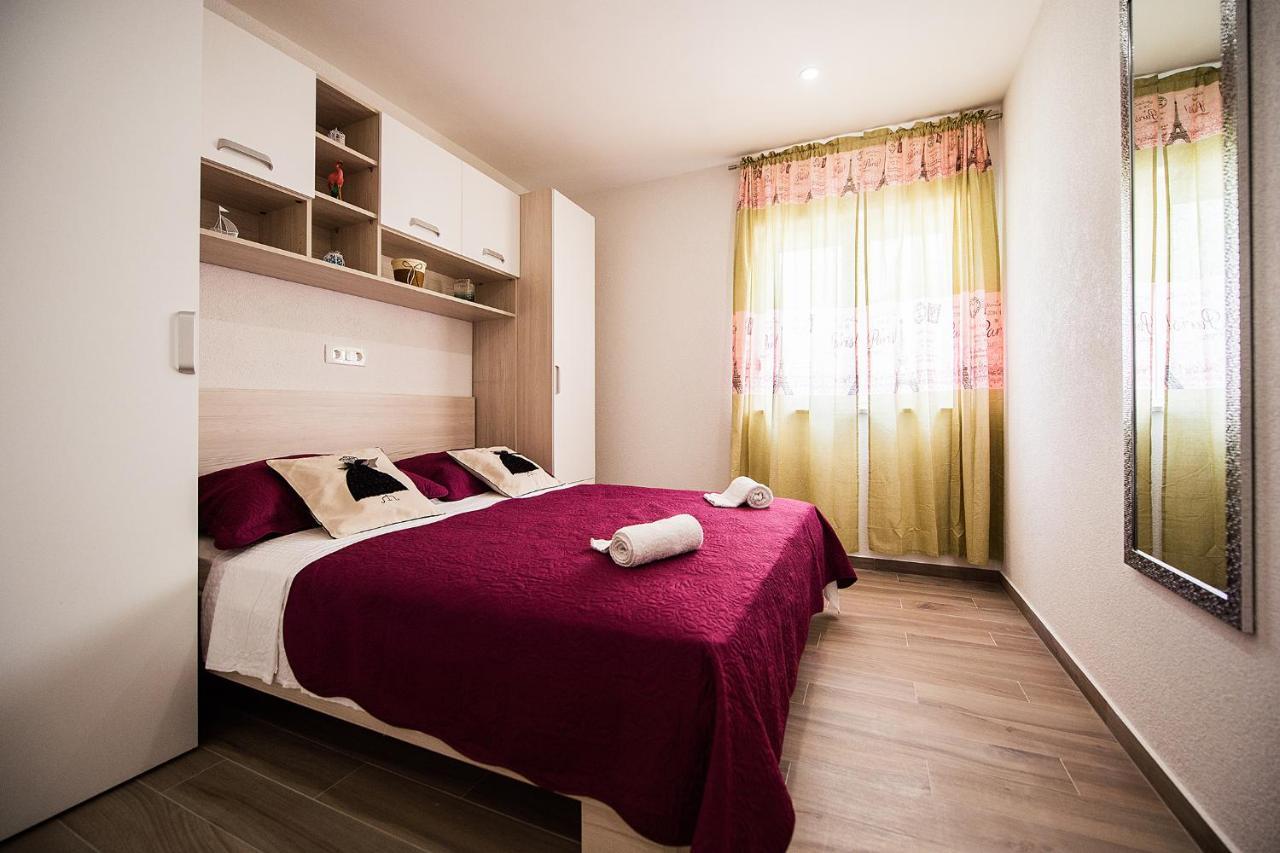 Apartmani Brdar ポドストラナ エクステリア 写真