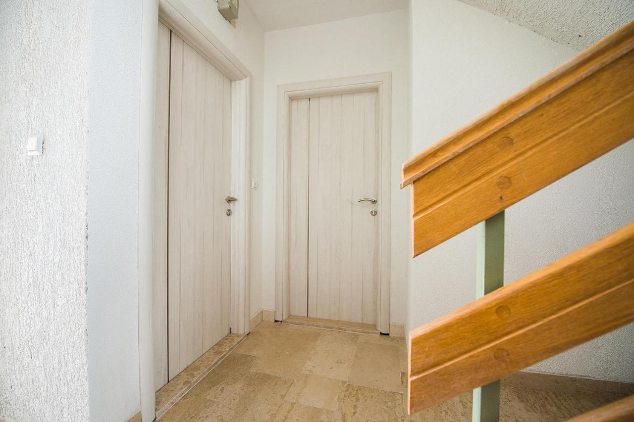 Apartmani Brdar ポドストラナ エクステリア 写真